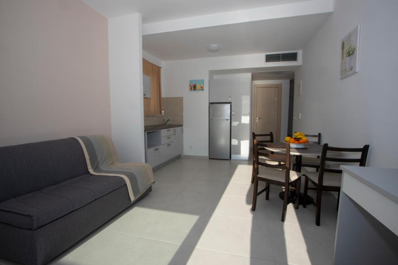 Apartments Medvidovic Baška Voda Εξωτερικό φωτογραφία