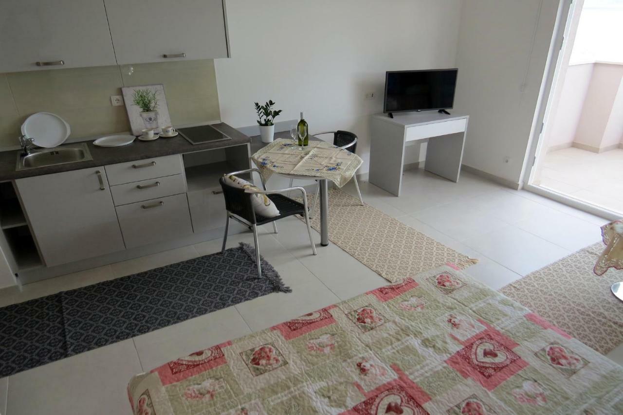 Apartments Medvidovic Baška Voda Εξωτερικό φωτογραφία